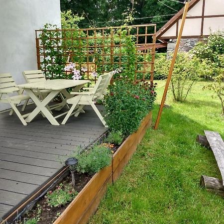 Apartament Przy Kamiennej Chacie Zalewo  Exterior photo